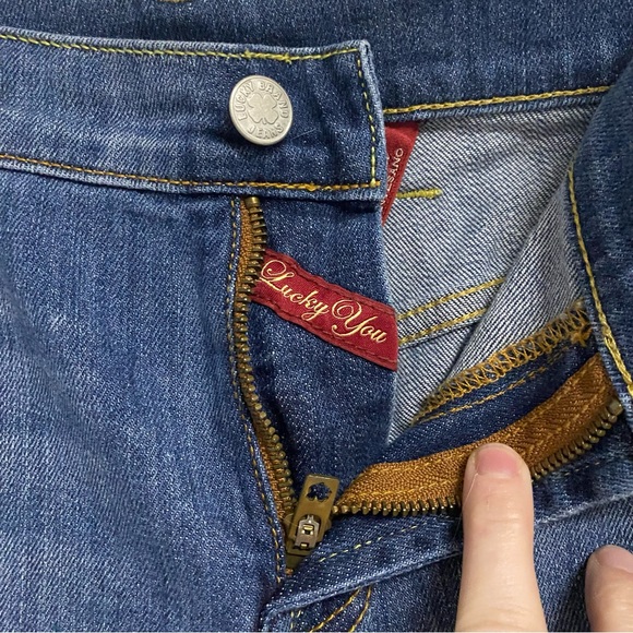 Lucky Brand Easy Rider Bootcut Womens Jeans Peace Sign Dark Wash Size 14 Reg - Picture 3 of 8